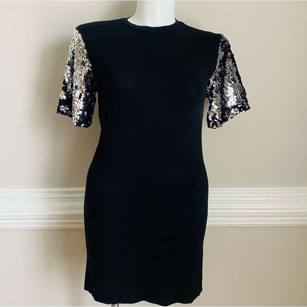 Saks Fifth Avenue Black Short Sleeve Sequin Dress Womens Size Small